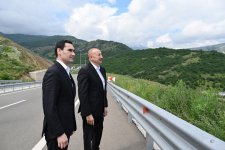 President Ilham Aliyev and President of Turkmenistan posed for photo against backdrop of Dashalti village in Shusha (PHOTO)