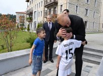 Presidents Ilham Aliyev and President Serdar Berdimuhamedov visited first residential complex built in Shusha City (PHOTO)