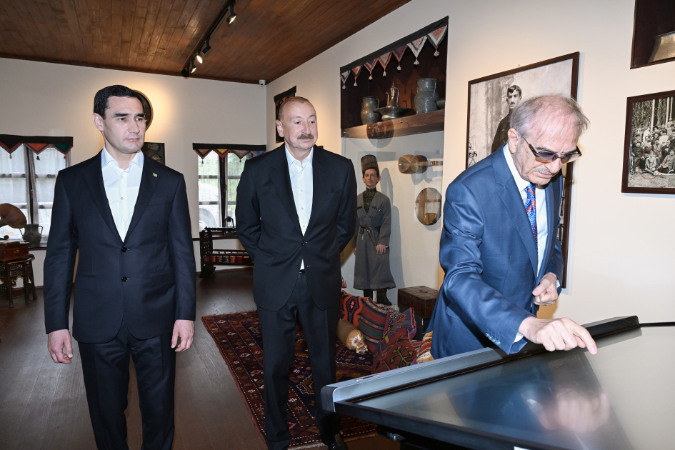 President Ilham Aliyev and President Serdar Berdimuhamedov visit Bulbul’s House-Museum in Shusha (PHOTO)