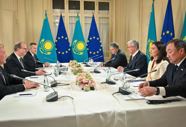 Kazakhstan’s Tokayev reviews Almaty Airport development plan with Groupe ADP CEO