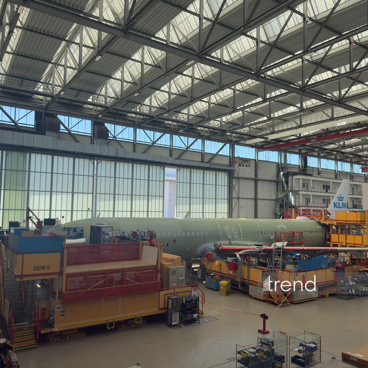 Azerbaijani journalists visit Airbus production facilities in Hamburg (PHOTO)