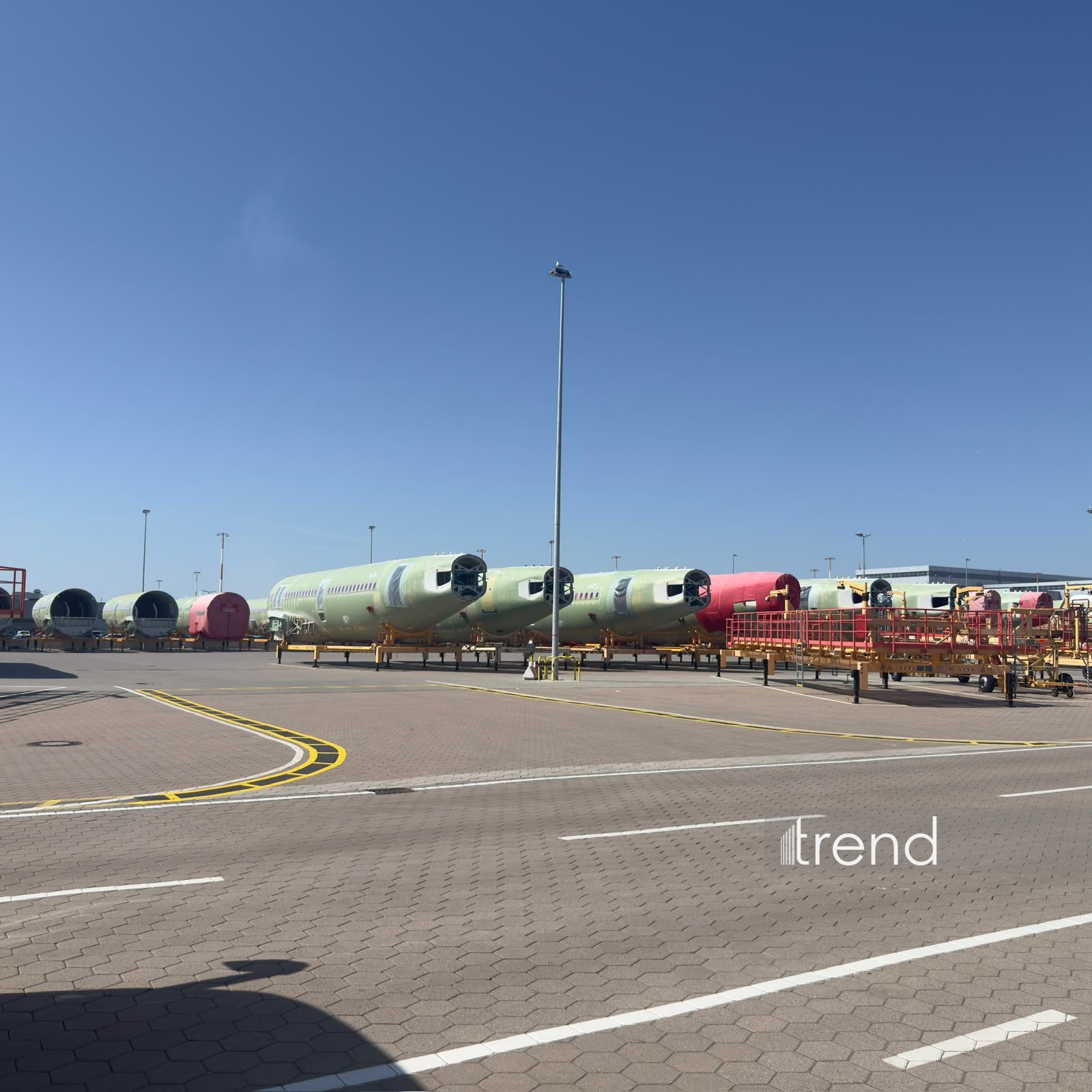 Azerbaijani journalists visit Airbus production facilities in Hamburg (PHOTO)