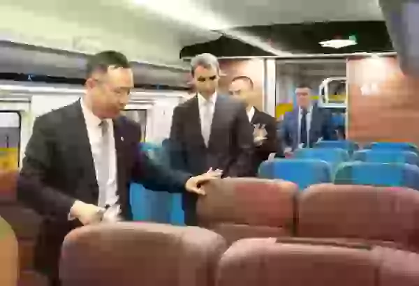 Azerbaijan Railways plans to purchase new passenger trains and wagons from Chinese companies (PHOTO)