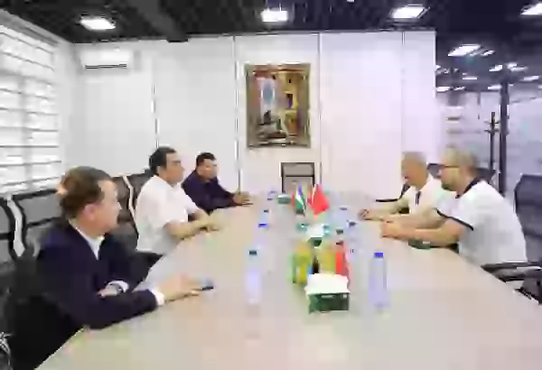 Uzbekistan, China’s Jinghua discuss expanding investment in ceramic production