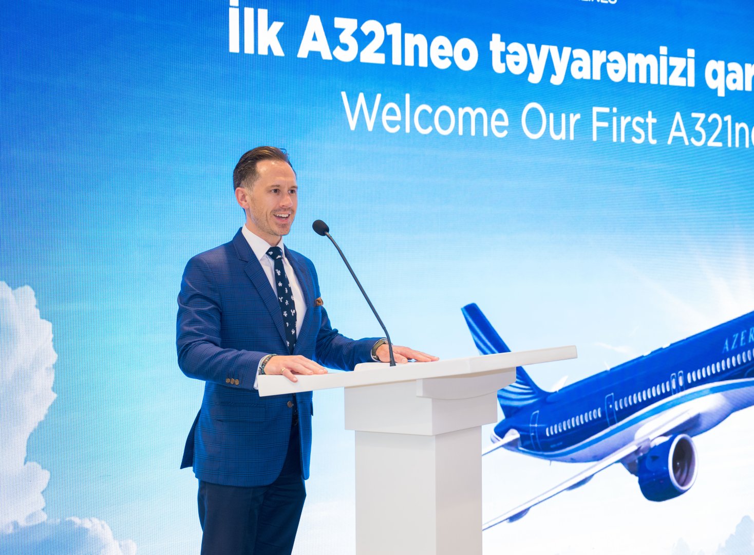 AZAL expands fleet with addition of its 1st next-generation Airbus A321neo (PHOTO)