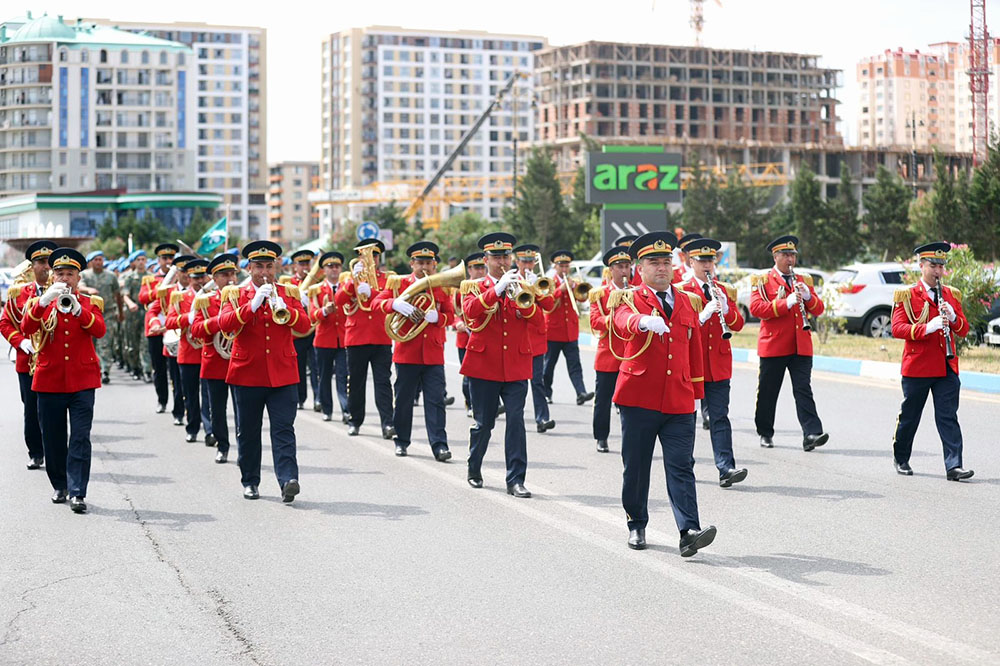 Azerbaijan marks Armed Forces Day with military marches across nation (PHOTO)