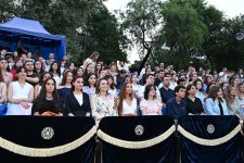 Leyla Aliyeva and Arzu Aliyeva visit "CandyFest" summer festival and watch "Magic Pearl" water circus show (PHOTO)
