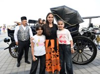 Leyla Aliyeva and Arzu Aliyeva attend opening and presentation ceremonies at the Seaside National Park (PHOTO)