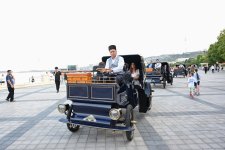 Leyla Aliyeva and Arzu Aliyeva attend opening and presentation ceremonies at the Seaside National Park (PHOTO)