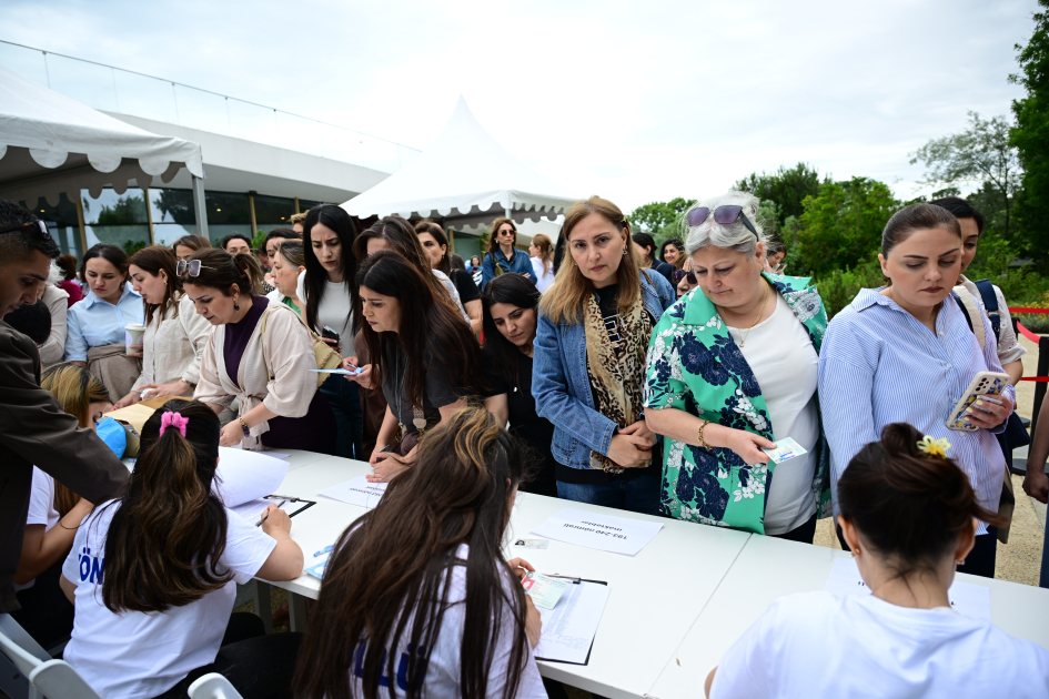 Leyla Aliyeva and Alena Aliyeva attend Charity Festival (PHOTO)