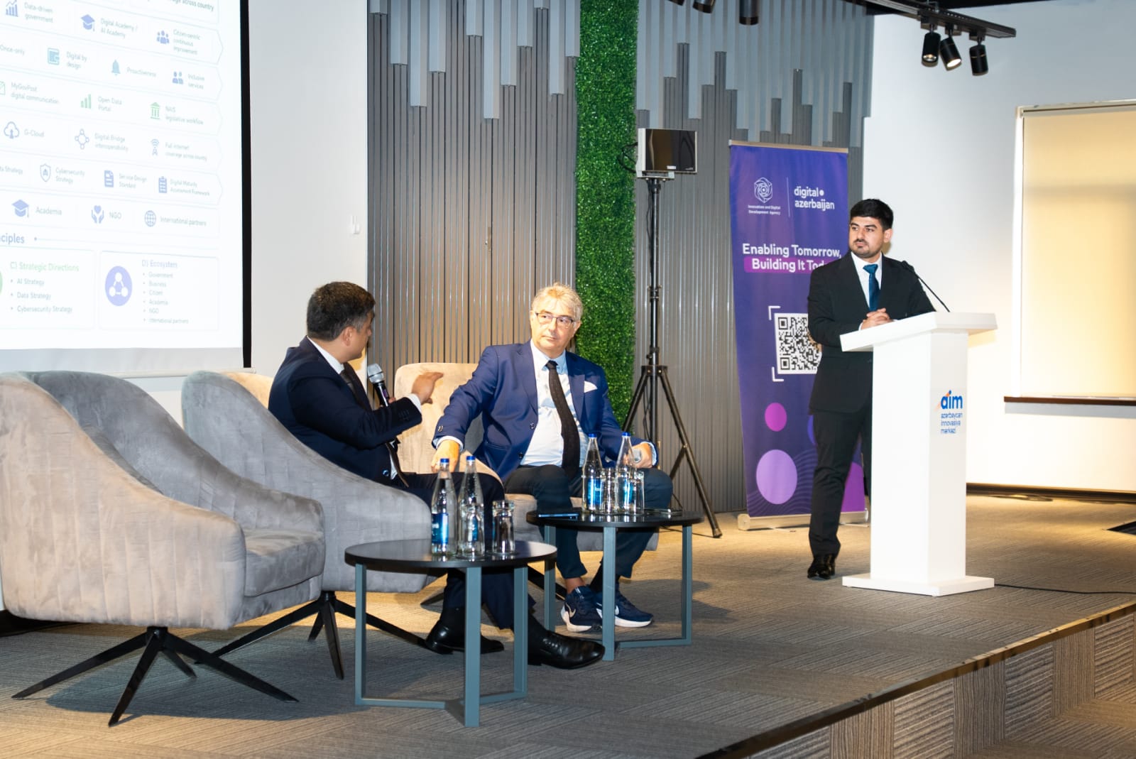 Government institutions and international experts discuss Azerbaijan’s digital development during workshop (PHOTO)