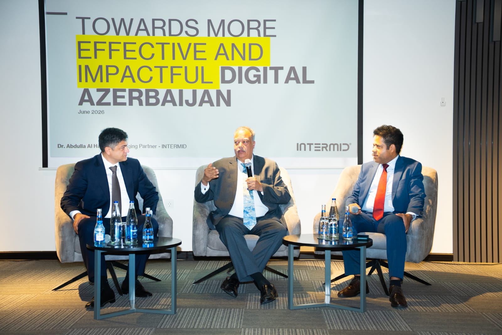 Government institutions and international experts discuss Azerbaijan’s digital development during workshop (PHOTO)