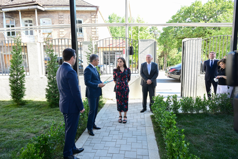 Heydar Aliyev Foundation VP Leyla Aliyeva visits Sheki City Art School (PHOTO)