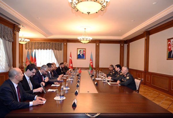 Azerbaijan, Türkiye discuss defense industry cooperation in Baku