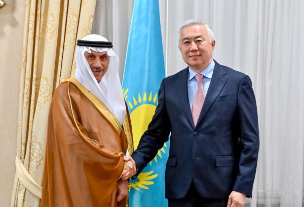 Kazakhstan, IsDB discuss expanding infrastructure partnership