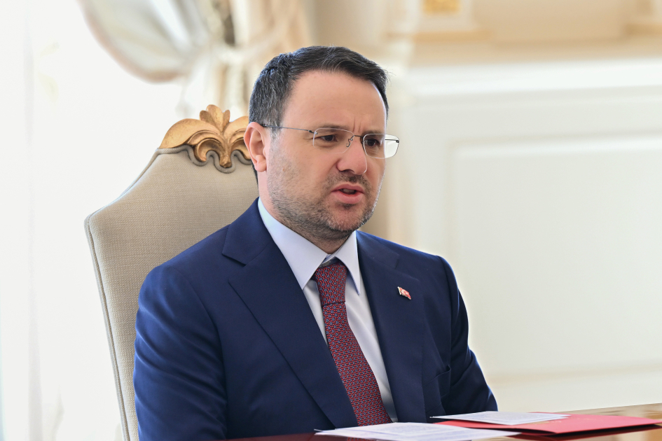 President Ilham Aliyev receives Türkiye's Minister of Justice (PHOTO)