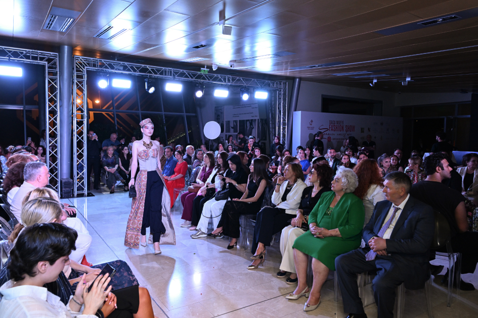 Alena Aliyeva attends “Patterns of Time” fashion show held at Azerbaijan National Carpet Museum (PHOTO)