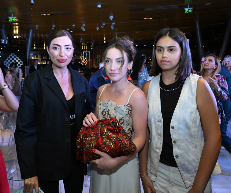 Alena Aliyeva attends “Patterns of Time” fashion show held at Azerbaijan National Carpet Museum (PHOTO)