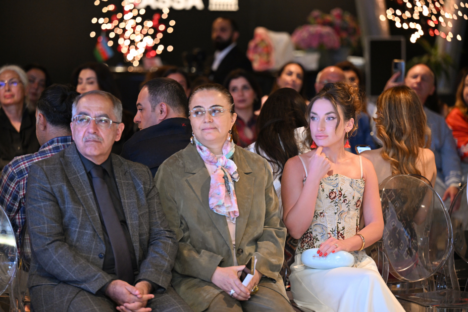 Alena Aliyeva attends “Patterns of Time” fashion show held at Azerbaijan National Carpet Museum (PHOTO)