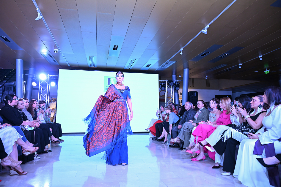 Alena Aliyeva attends “Patterns of Time” fashion show held at Azerbaijan National Carpet Museum (PHOTO)