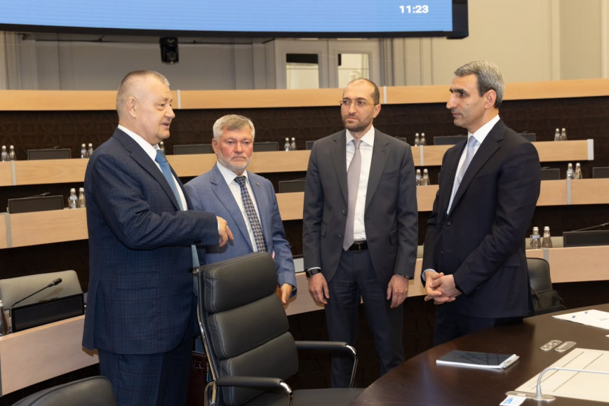 Azerbaijan Railways meets with Russian, Iranian rail leaders on expanding cooperation (PHOTO)