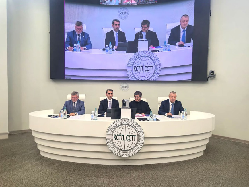Azerbaijan Railways meets with Russian, Iranian rail leaders on expanding cooperation (PHOTO)