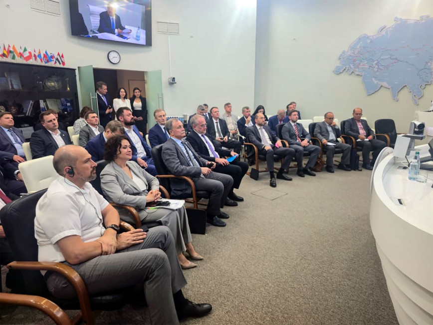 Azerbaijan Railways meets with Russian, Iranian rail leaders on expanding cooperation (PHOTO)