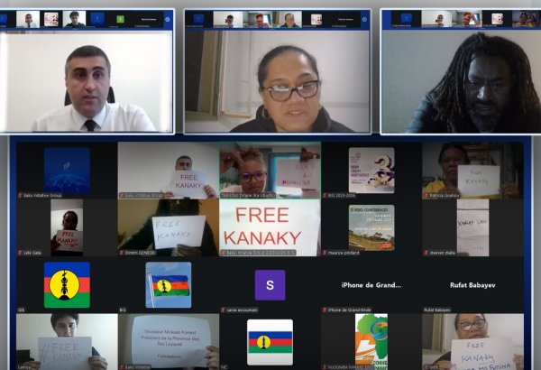 Baku Initiative Group holds meetup in support of Kanak people (PHOTO)