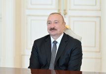 President Ilham Aliyev receives member of U.S. Senate Foreign Relations Committee (PHOTO)