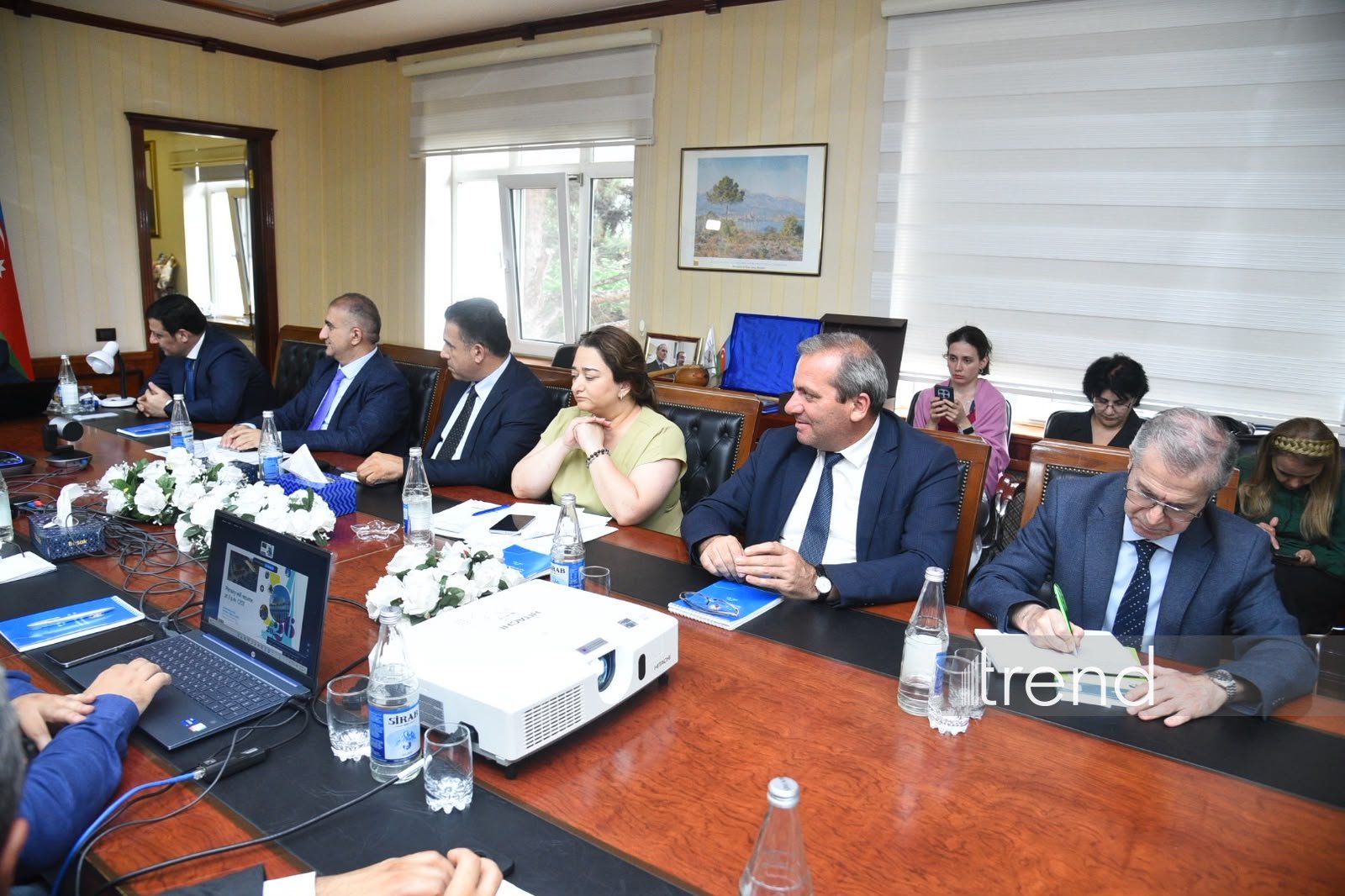 Sharing experiences within WIPO to contribute to development of national intellectual property systems – Kamran Imanov (PHOTO)
