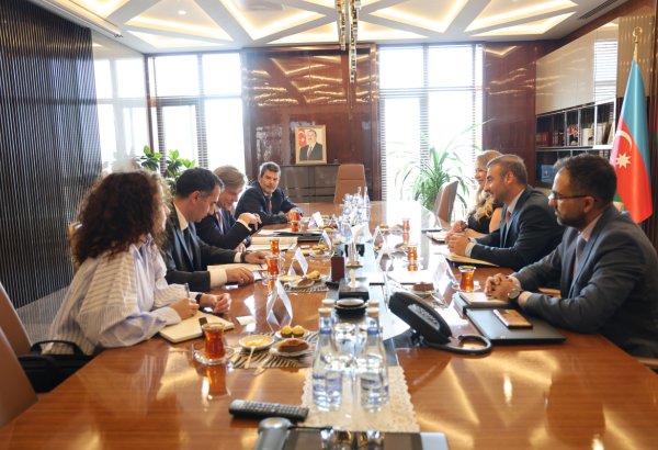 Azerbaijan's ASCO and EBRD discuss new partnership opportunities (PHOTO)