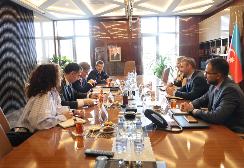Azerbaijan's ASCO and EBRD discuss new partnership opportunities (PHOTO)