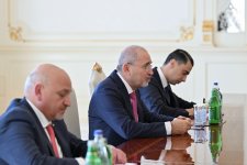 President Ilham Aliyev receives Deputy Prime Minister of Jordan (PHOTO)