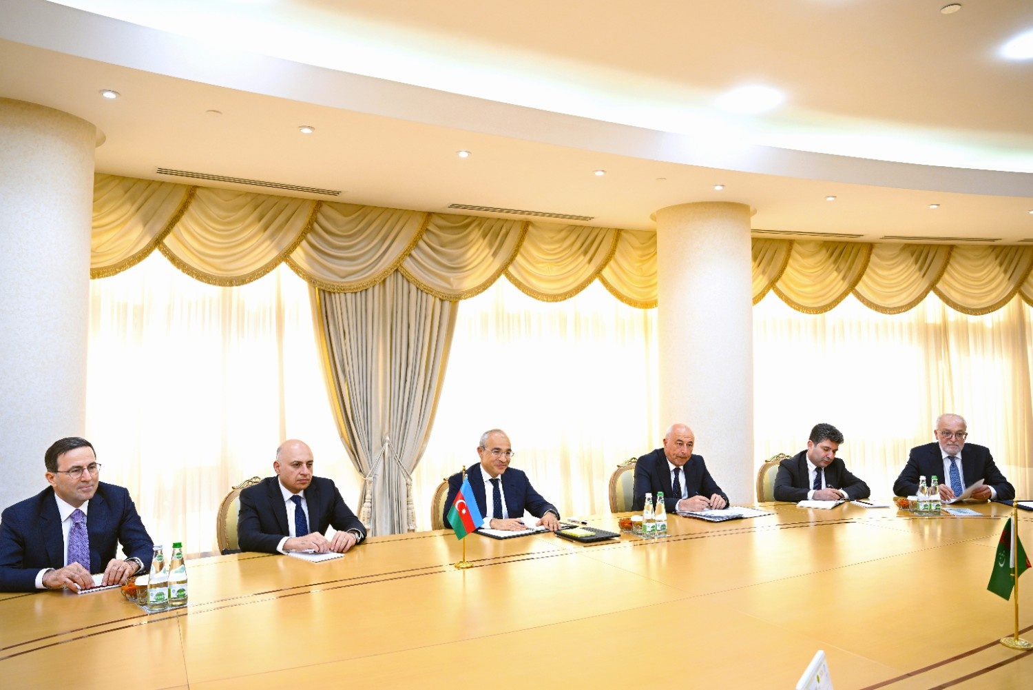 Azerbaijan and Turkmenistan discuss creation of bilateral Business Council (PHOTO)