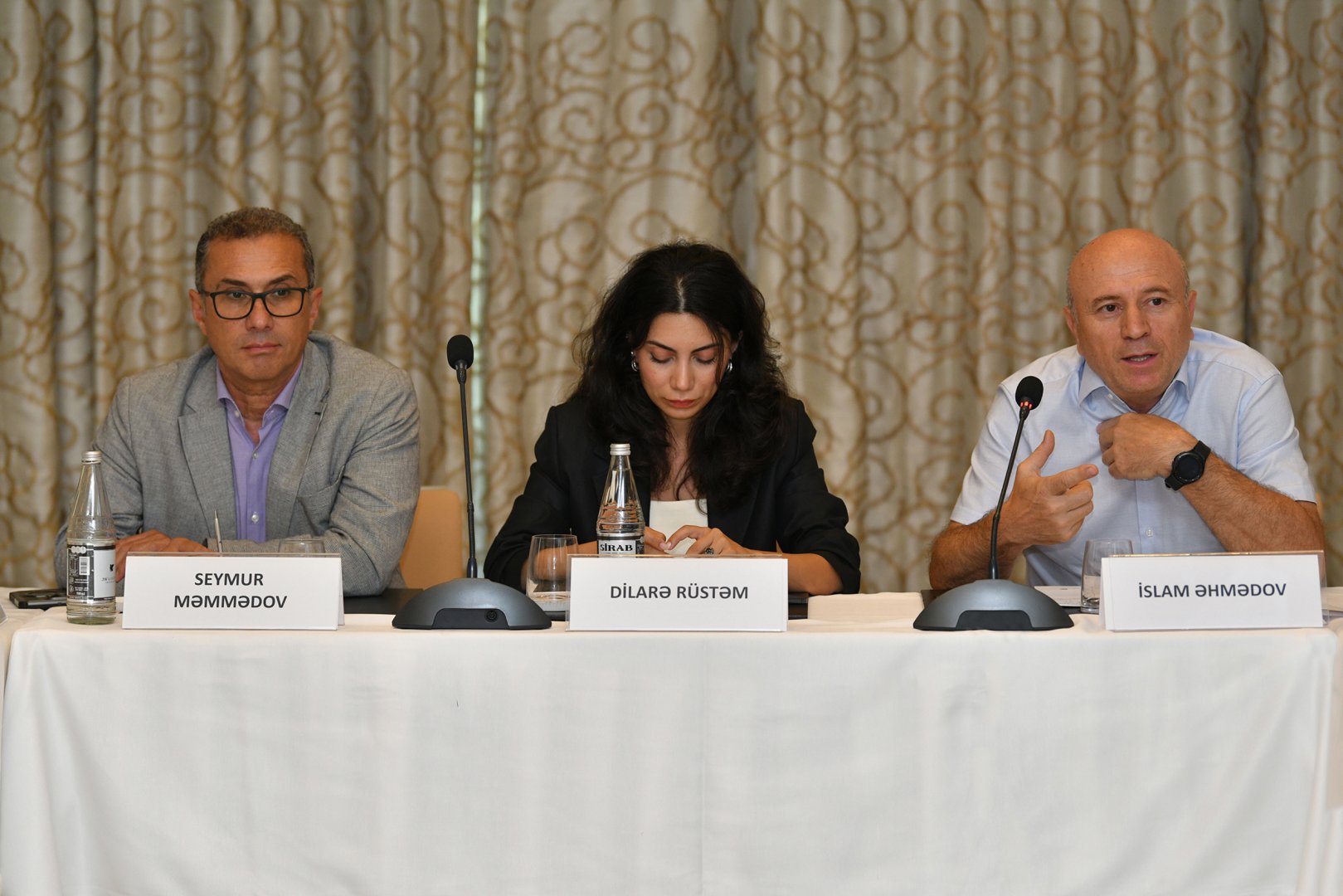 Azerbaijan reviews AI and cybersecurity reforms at public hearings (PHOTO)