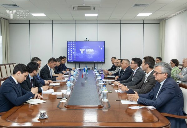 Uzbekistan, French companies explore major transport infrastructure projects