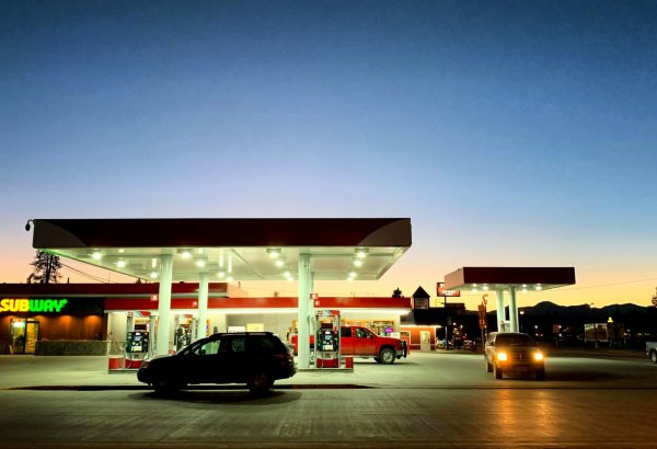 Tajikistan increases gas, fuel imports in first half of 2026