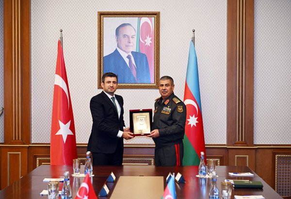 Azerbaijan hosts Baykar delegation to advance military tech co-op (PHOTO)