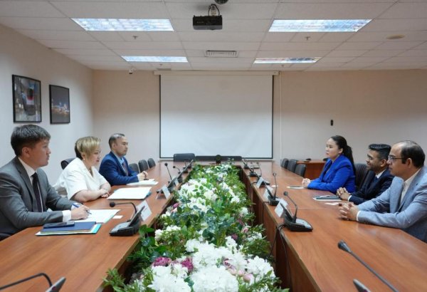 Kazakhstan, Hong Kong’s Cathay explore expansion of air links