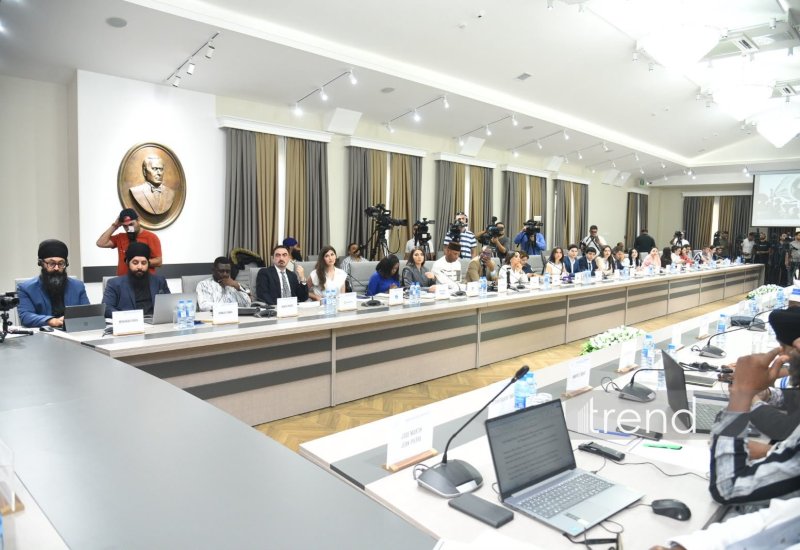 Baku hosts conference on media's role in decolonization processes (PHOTO)