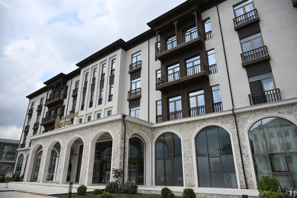 President Ilham Aliyev attends opening of Khankendi Hotel (PHOTO)
