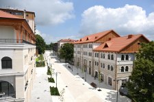 President Ilham Aliyev reviewed progress under public-private partnership project on Garabagh Street in Shusha (PHOTO)