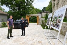 President Ilham Aliyev reviewed new buildings of “Yasaman” Hotel in Shusha (PHOTO)