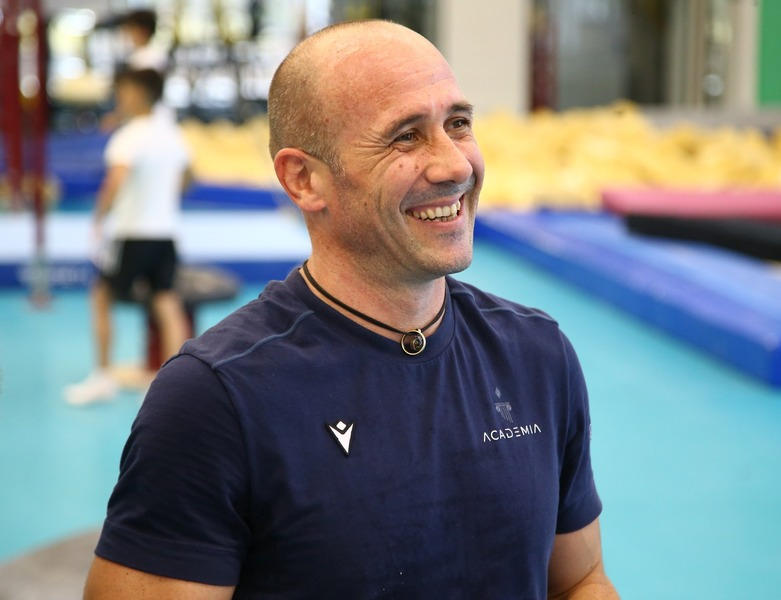 Olympic medalist Matteo Morandi holds master class for Azerbaijani gymnasts (PHOTO)