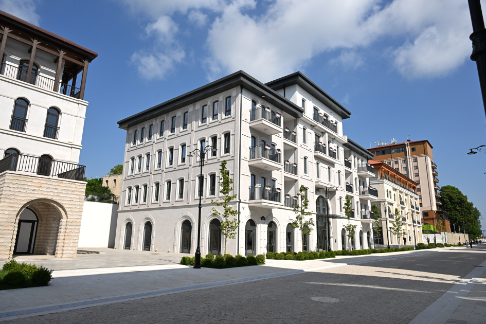 President Ilham Aliyev reviewed progress under public-private partnership project on Garabagh Street in Shusha (PHOTO)