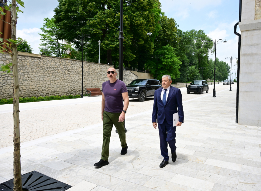 President Ilham Aliyev reviewed progress under public-private partnership project on Garabagh Street in Shusha (PHOTO)