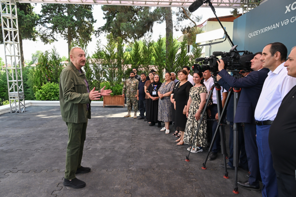 President Ilham Aliyev visited Guzeykhirman village in Khojavend district (PHOTO)