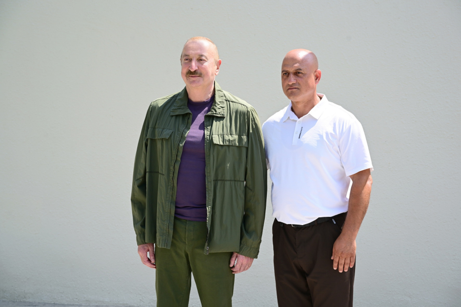 President Ilham Aliyev visited Guzeykhirman village in Khojavend district (PHOTO)