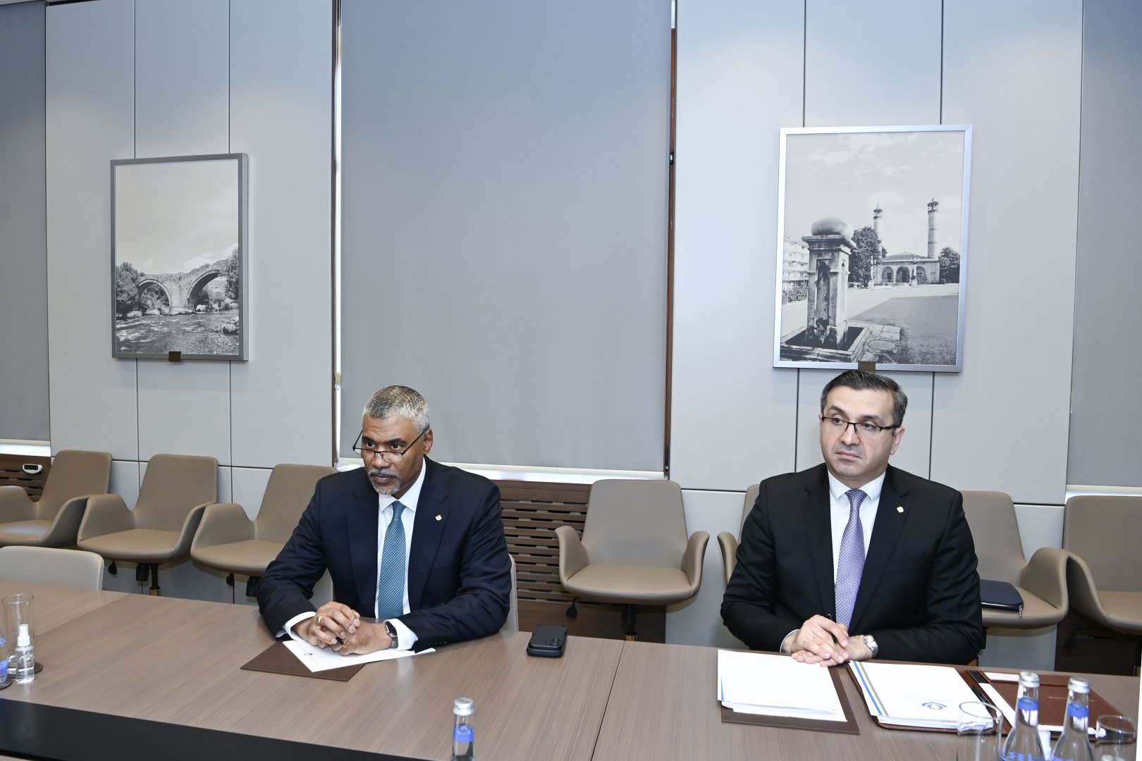 Azerbaijan's FM Bayramov meets WCO secretary general (PHOTO)