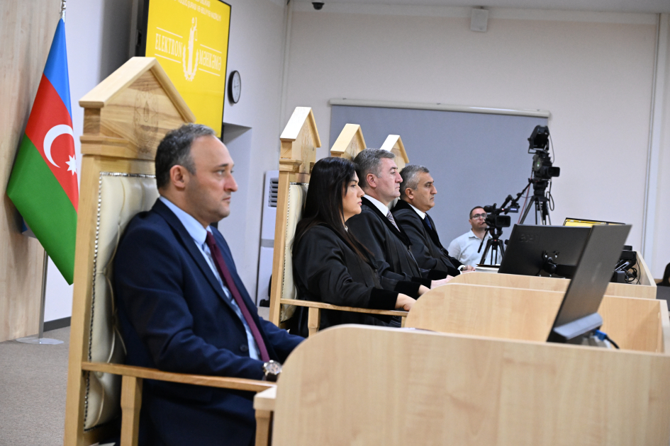 Baku court holds hearing on appeal by convicted Armenian citizens (PHOTO)
